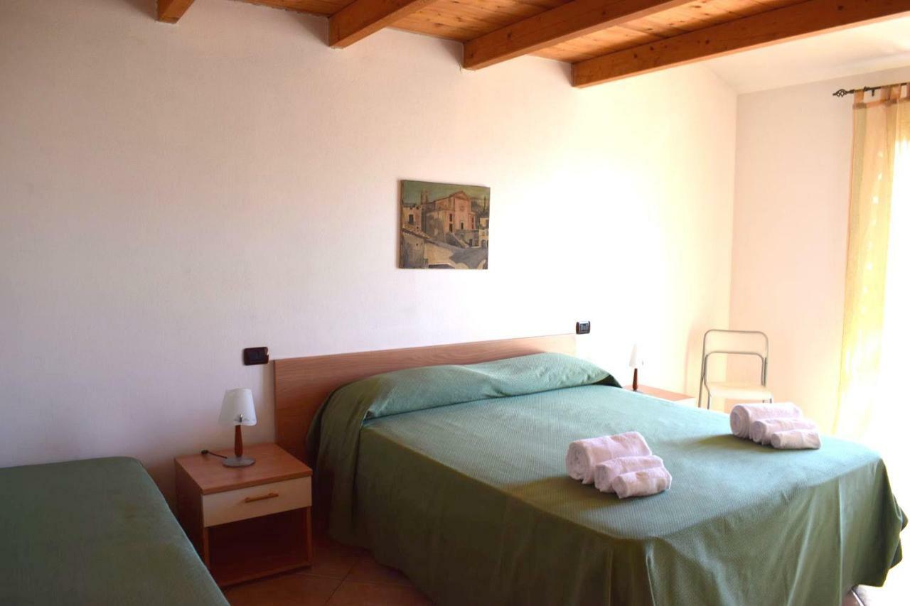 Costa Del Sinis Apartment Cabras Luaran gambar